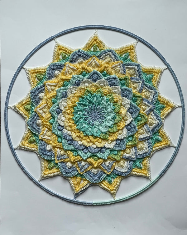 Asteria Mandala 03 18in
